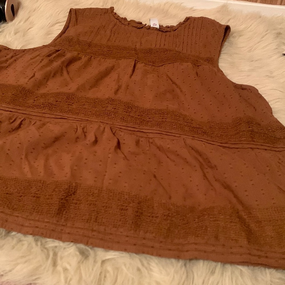 Old Navy Top- Barely Worn